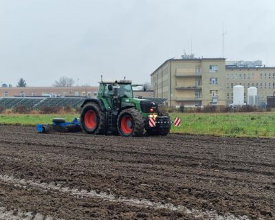 47bda145-04c0-4c64-935f-08c09707828a