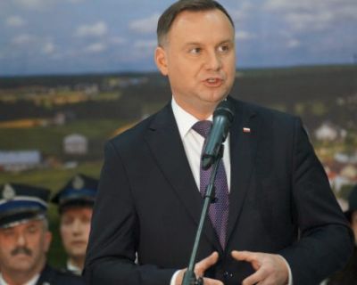 Podlaskie24.pl-prezydent-andrzej-duda-odwiedzil-kulesze-koscielne-dsc00691-560x373