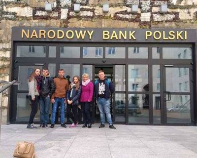 18110572_812368105594485_512746080_n